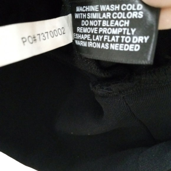 Boston Proper Open Shoulder Elegant Classy Business Casual LS Solid Black Top S - Picture 10 of 10